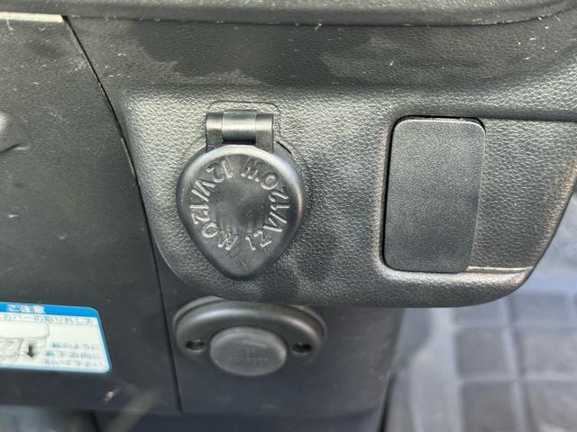 ハイゼットカーゴ クルーズターボＳＡＩＩＩ　ナビ　ＴＶ　アイドリングストップ　衝突被害軽減システム　キーレス　電動格納ミラー（28枚目）