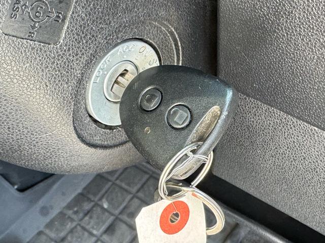 ハイゼットカーゴ クルーズターボＳＡＩＩＩ　ナビ　ＴＶ　アイドリングストップ　衝突被害軽減システム　キーレス　電動格納ミラー（31枚目）