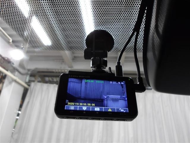 カローラスポーツ ハイブリッドＧ　地デジ　衝突被害軽減ブレーキ　Ｂカメラ　ＬＥＤヘッドライト　メモリーナビ　ドラレコ　ＥＴＣ　オートエアコン　スマートキー　ワンオーナー　キーレス　盗難防止装置　ＡＢＳ　クルーズコントロール（11枚目）