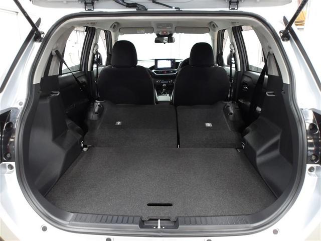 �����V�[�g�𗼕��|���Α傫�ȉו����ԍډ\�ł���