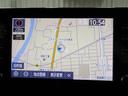 カローラツーリング ハイブリッド　ダブルバイビー　追突軽減ブレーキ　バックモニタ　地デジフルセグ　横滑防止　ナビＴＶ　スマキー　ＬＥＤライト　デュアルエアバッグ　エアコン　オートクルーズ　サイドエアバッグ　ＥＴＣ付　ＰＳ　キーフリー　ＡＢＳ　盗難防止（5枚目）
