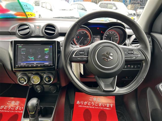 スイフト ＸＧリミテッド　ドライブレコーダー　ＥＴＣ　バックカメラ　ナビ　ＴＶ　オートクルーズコントロール　レーンアシスト　衝突被害軽減システム　アルミホイール　オートライト　スマートキー　電動格納ミラー　ＣＶＴ（3枚目）