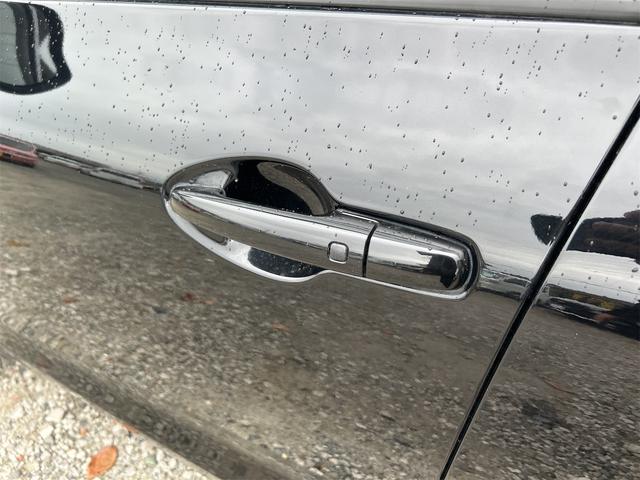 スイフト ＸＧリミテッド　ドライブレコーダー　ＥＴＣ　バックカメラ　ナビ　ＴＶ　オートクルーズコントロール　レーンアシスト　衝突被害軽減システム　アルミホイール　オートライト　スマートキー　電動格納ミラー　ＣＶＴ（26枚目）