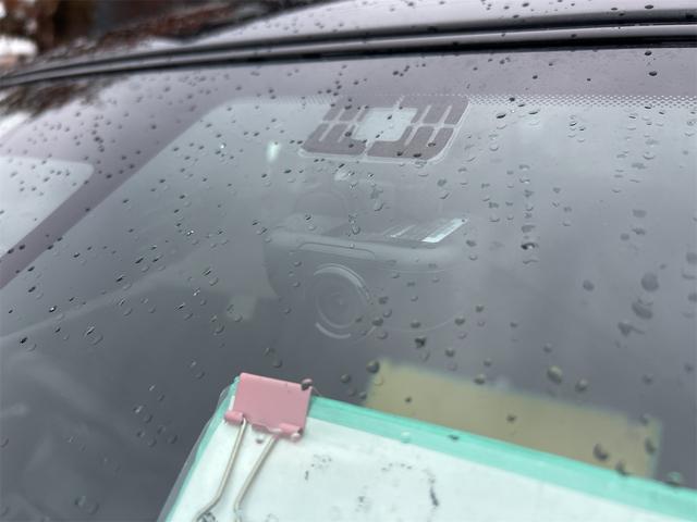 スイフト ＸＧリミテッド　ドライブレコーダー　ＥＴＣ　バックカメラ　ナビ　ＴＶ　オートクルーズコントロール　レーンアシスト　衝突被害軽減システム　アルミホイール　オートライト　スマートキー　電動格納ミラー　ＣＶＴ（28枚目）