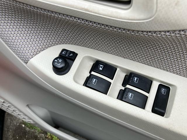 ムーヴ Ｘ　ＳＡ　スマートアシスト　衝突被害軽減ブレーキ　スマートキー　プッシュスタート　ＥＴＣ　ナビ　フルセグＴＶ　バックカメラ　Ｂｌｕｅｔｏｏｔｈ　メモリーミュージック　ＣＤ　ＤＶＤ　オートヘッドライト（9枚目）