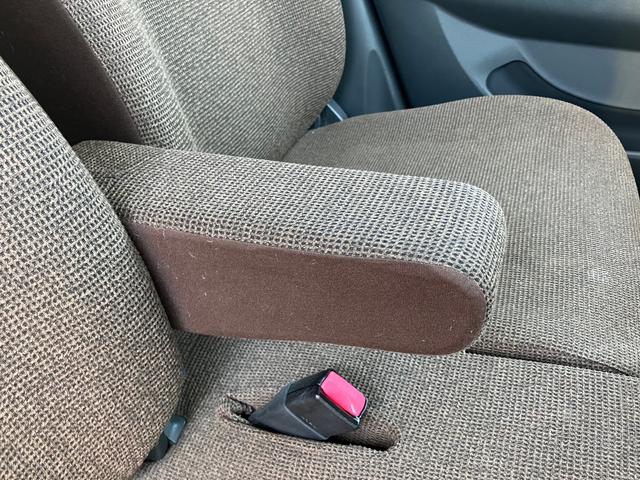 アルトラパン Ｇ　ＥＴＣ　ナビ　スマートキー　ベンチシート　ＣＶＴ　盗難防止システム　ＡＢＳ　ＣＤ　アルミホイール　衝突安全ボディ　エアコン（32枚目）