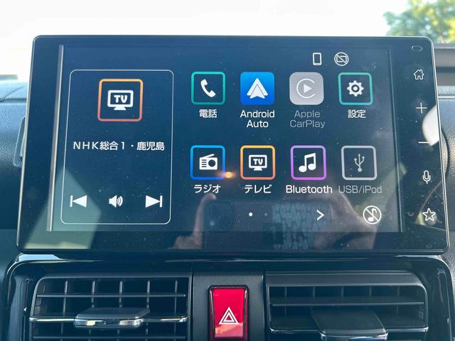 タント カスタムＸ　インパネシフト　プッシュスタートスイッチ　電子カードキー　電動パーキングブレーキ　両側パワースライドドア　車線逸脱防止　アルミホイール　ＡＢＳ　ディスプレイオーディオ　シートヒーター（10枚目）