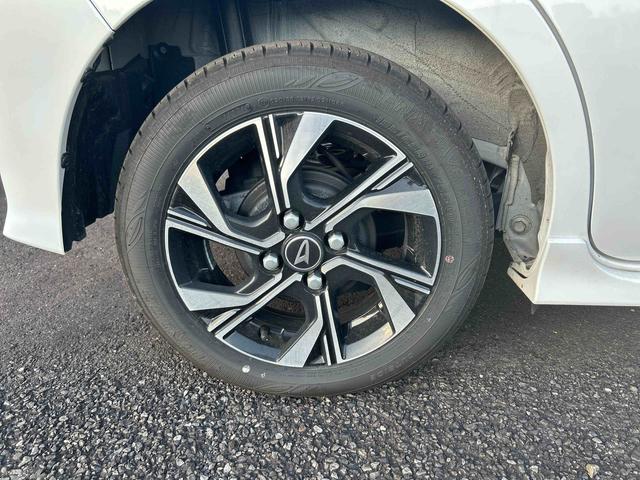 タント カスタムＸ　インパネシフト　プッシュスタートスイッチ　電子カードキー　電動パーキングブレーキ　両側パワースライドドア　車線逸脱防止　アルミホイール　ＡＢＳ　ディスプレイオーディオ　シートヒーター（22枚目）