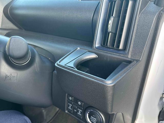 タント カスタムＸ　インパネシフト　プッシュスタートスイッチ　電子カードキー　電動パーキングブレーキ　両側パワースライドドア　車線逸脱防止　アルミホイール　ＡＢＳ　ディスプレイオーディオ　シートヒーター（29枚目）