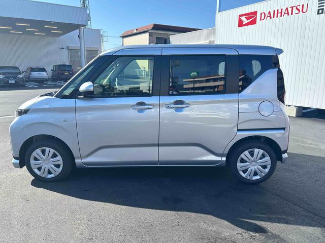 ムーヴ Ｘ　インパネシフト　プッシュスタートスイッチ　電子カードキー　衝突被害軽減システム　左側電動スライドドア　オートエアコン（5枚目）