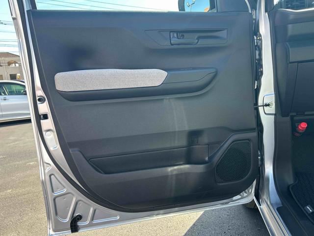 ムーヴ Ｘ　インパネシフト　プッシュスタートスイッチ　電子カードキー　衝突被害軽減システム　左側電動スライドドア　オートエアコン（28枚目）