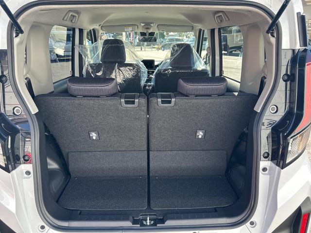 ムーヴ Ｇ　インパネシフト　プッシュスタートスイッチ　電子カードキー　電動パーキングブレーキ　助手席側電動スライドドア　衝突被害軽減ブレーキ（18枚目）