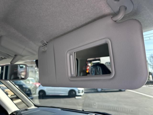 ムーヴ Ｇ　インパネシフト　プッシュスタートスイッチ　電子カードキー　電動パーキングブレーキ　助手席側電動スライドドア　衝突被害軽減ブレーキ（30枚目）