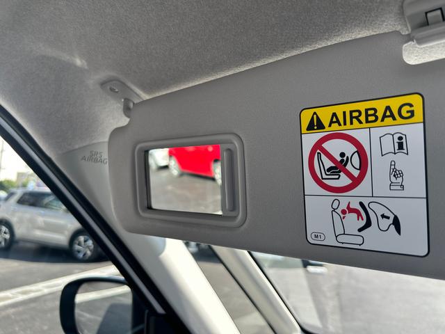 ムーヴ Ｇ　インパネシフト　プッシュスタートスイッチ　電子カードキー　電動パーキングブレーキ　助手席側電動スライドドア　衝突被害軽減ブレーキ（31枚目）