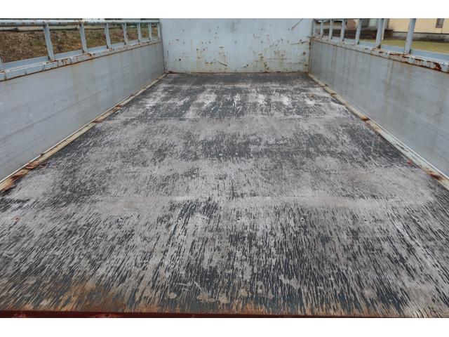 エルフトラック 　２ｔ　アルミブロック　標準キャブロング高床（6枚目）