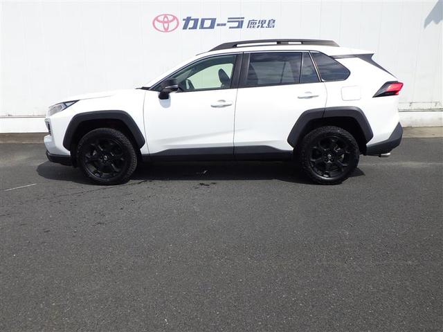 ＲＡＶ４ アドベンチャー　オフロードパッケージＩＩ　横滑り防止装置　地デジ　衝突被害軽減ブレーキ　バックモニター　メモリーナビ　アルミホイール　オートクルーズコントロール　ＬＥＤヘッドランプ　フルタイム４ＷＤ　ミュージックプレイヤー接続可　スマートキー（13枚目）