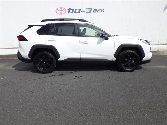 ＲＡＶ４ アドベンチャー　オフロードパッケージＩＩ　横滑り防止装置　地デジ　衝突被害軽減ブレーキ　バックモニター　メモリーナビ　アルミホイール　オートクルーズコントロール　ＬＥＤヘッドランプ　フルタイム４ＷＤ　ミュージックプレイヤー接続可　スマートキー（17枚目）