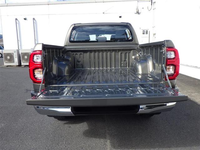 ハイラックス Ｚ　アイドリングＳＴＯＰ　プリクラッシュＳ　キーフリーシステム　フルセグ地デジ　運転席助手席エアバック　バックモニタ　パワーウインドウ　ナビ＆ＴＶ　スマートキー＆プッシュスタート　メモリーナビゲーション（17枚目）