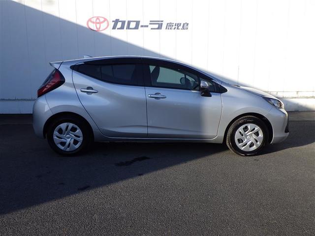 アクア X 踏み間違い防止 100V イモビ LEDヘッドライト スマートキー 横滑り防止機能 キーレスエントリー オートクルーズ オートエアコン ETC カーテンエアバッグ パワーステアリング ABS(17枚目)