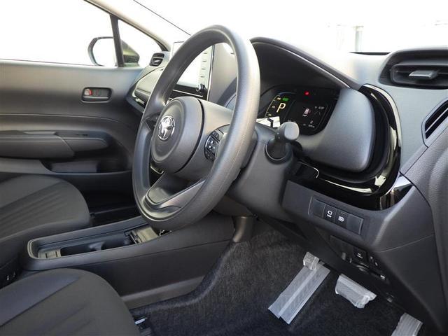 アクア X 踏み間違い防止 100V イモビ LEDヘッドライト スマートキー 横滑り防止機能 キーレスエントリー オートクルーズ オートエアコン ETC カーテンエアバッグ パワーステアリング ABS(32枚目)