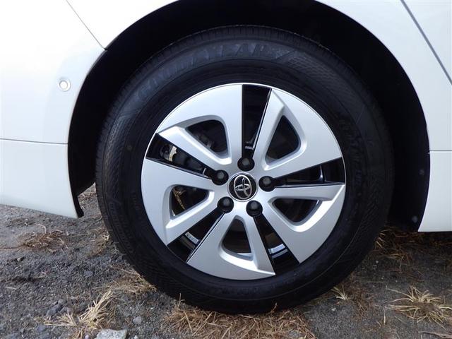 プリウス A AC100V 衝突軽減ブレーキシステム Bモニタ LEDヘッド クルーズコントロール セキュリティー スマートキー パワーステアリング ドライブレコーダー ETC 1オーナー アルミホイル SRS(4枚目)