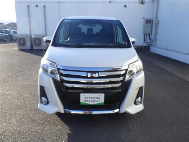 ノア Ｓｉ　１オーナー　地デジ　ＤＶＤ視聴可　ダブルエアコン　ＬＥＤヘットライト　ＥＴＣ付き　横滑り防止機能　ナビＴＶ　三列シート　ＡＷ　ＡＡＣ　パワーウインドウ　メモリーナビ　ＡＢＳ　ウォークスルー　キーフリー（19枚目）