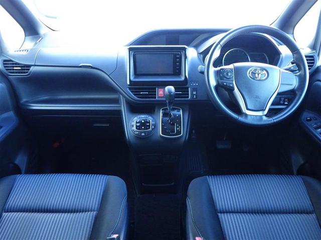 ノア Ｓｉ　１オーナー　地デジ　ＤＶＤ視聴可　ダブルエアコン　ＬＥＤヘットライト　ＥＴＣ付き　横滑り防止機能　ナビＴＶ　三列シート　ＡＷ　ＡＡＣ　パワーウインドウ　メモリーナビ　ＡＢＳ　ウォークスルー　キーフリー（21枚目）