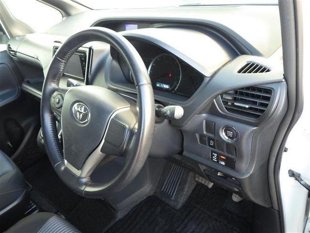 ノア Ｓｉ　１オーナー　地デジ　ＤＶＤ視聴可　ダブルエアコン　ＬＥＤヘットライト　ＥＴＣ付き　横滑り防止機能　ナビＴＶ　三列シート　ＡＷ　ＡＡＣ　パワーウインドウ　メモリーナビ　ＡＢＳ　ウォークスルー　キーフリー（31枚目）