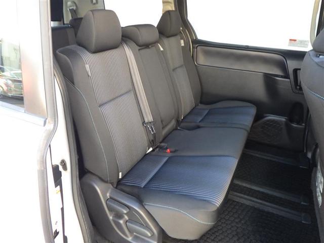 ノア Ｓｉ　１オーナー　地デジ　ＤＶＤ視聴可　ダブルエアコン　ＬＥＤヘットライト　ＥＴＣ付き　横滑り防止機能　ナビＴＶ　三列シート　ＡＷ　ＡＡＣ　パワーウインドウ　メモリーナビ　ＡＢＳ　ウォークスルー　キーフリー（33枚目）