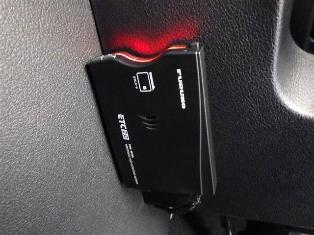 シエンタ X エアロ ETC装備 Sキー バックガイドモニター 運転席助手席エアバック マニュアルエアコン 1オーナー キーフリーシステム アイドルストップ メモリーナビゲーション 横滑防止装置 アルミ 三列シート(30枚目)