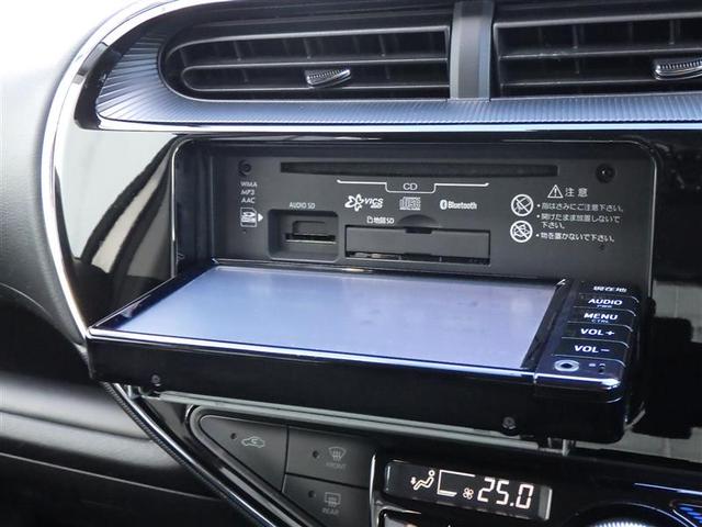 アクア Ｓスタイルブラック　ＡＵＸ端子　記録簿あり　バックモニタ－　ナビＴＶ　イモビライザー　スマートキープッシュスタート　ＥＴＣ付き　Ｗエアバッグ　キーフリ　メモリーナビゲーション　横滑り防止装置付き　１セグ　ＡＢＳ　ＰＳ（6枚目）