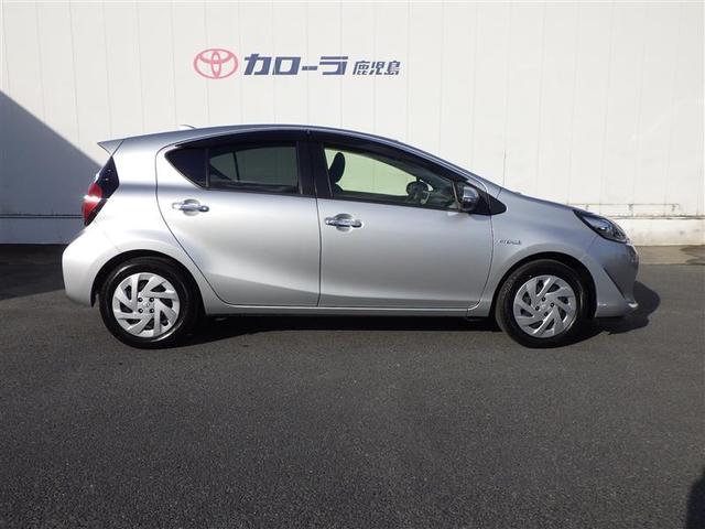 アクア Ｓスタイルブラック　ＡＵＸ端子　記録簿あり　バックモニタ－　ナビＴＶ　イモビライザー　スマートキープッシュスタート　ＥＴＣ付き　Ｗエアバッグ　キーフリ　メモリーナビゲーション　横滑り防止装置付き　１セグ　ＡＢＳ　ＰＳ（19枚目）