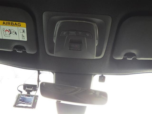 カローラクロス ハイブリッド　Ｚ　電動シ－ト　ドライブレコーダ　エアロ付　ワンオ－ナ－車　プリクラッシュセーフティシステム　キーレスエントリー　横滑防止装置　整備記録簿　ＡＡＣ　盗難防止システム　メディアプレイヤー接続　オートクルーズ（27枚目）