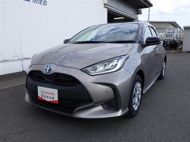 ヤリス ハイブリッドＧ　ドライブレコーダ　地デジ　衝突回避システム　スマートキ－　横滑り防止　盗難防止システム　整備記録簿　サイドエアバック　ＬＥＤライト　ナビＴＶ　クルーズコントロール　ＥＴＣ車載器　オートエアコン　ＡＢＳ（2枚目）