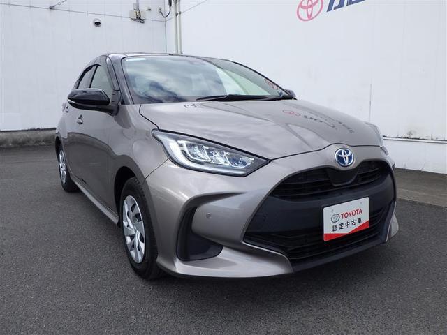 ヤリス ハイブリッドＧ　ドライブレコーダ　地デジ　衝突回避システム　スマートキ－　横滑り防止　盗難防止システム　整備記録簿　サイドエアバック　ＬＥＤライト　ナビＴＶ　クルーズコントロール　ＥＴＣ車載器　オートエアコン　ＡＢＳ（19枚目）