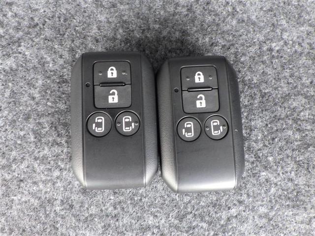 スペーシア ハイブリッドＸ　Ｗ電動ドア　メモリーナビゲーション　デュアルブレーキサポート　リアカメラ　ナビＴＶ　助手席エアバッグ　セキュリティ　フルセグＴＶ　インテリキー　フロントベンチシート　キーフリーシステム　ＬＥＤライト（13枚目）