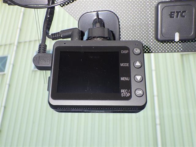 アルトラパン Ｌ　アイドルストップ　ＡＵＸ接続　地デジＴＶ　ナビＴＶ　ＷエアＢ　フリーキー　メモリーナビ　スマートキー＆プッシュスタート　ＤＶＤ再生可　盗難防止　ＥＴＣ　エアバック　エアコン　ベンチシート　ＰＷ　Ｄレコ（6枚目）