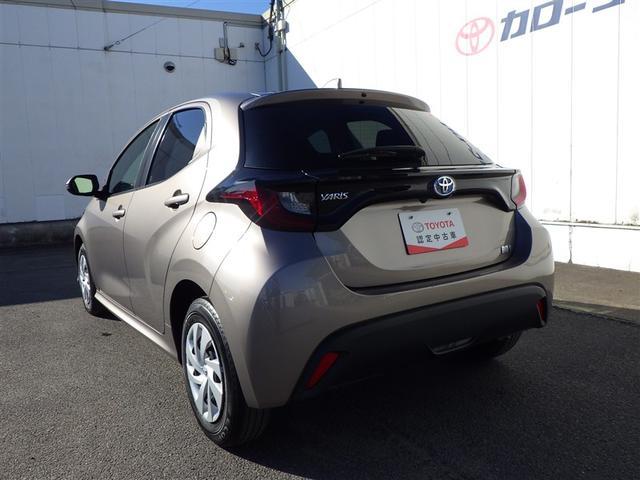 ヤリス ハイブリッドG Rカメラ サポカーS スマートキ- 横滑り防止機能 ナビ エアバッグ 盗難防止システム ドライブレコーダ サイドエアバック 点検記録簿 メディアプレイヤー接続 ETC車載器 オートエアコン ABS(15枚目)