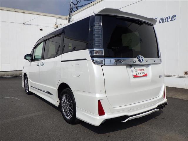 ヴォクシー ハイブリッドＺＳ　煌ＩＩＩ　地デジＴＶ　リヤカメラ　１オナ車　Ｗエアコン　スマートキー　ＤＶＤ再生可　クルコン　ＶＳＣ　キーレス　アルミホイール　ナビ＆ＴＶ　ＬＥＤヘッドランプ　ＥＴＣ　３列シート　メモリーナビ　オートエアコン（15枚目）