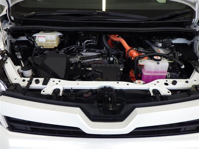 ヴォクシー ハイブリッドＺＳ　煌ＩＩＩ　地デジＴＶ　リヤカメラ　１オナ車　Ｗエアコン　スマートキー　ＤＶＤ再生可　クルコン　ＶＳＣ　キーレス　アルミホイール　ナビ＆ＴＶ　ＬＥＤヘッドランプ　ＥＴＣ　３列シート　メモリーナビ　オートエアコン（21枚目）