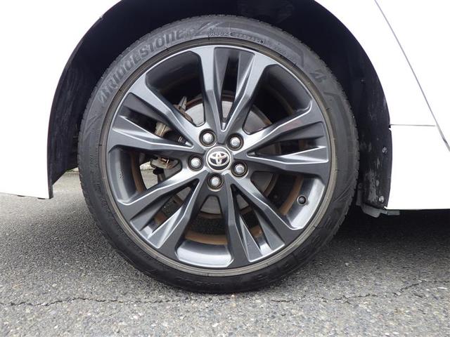 カローラツーリング ハイブリッド　ダブルバイビー　追突軽減ブレーキ　バックモニタ　横滑防止　スマキー　ＬＥＤライト　デュアルエアバッグ　エアコン　オートクルーズ　サイドエアバッグ　ＥＴＣ付　ナビ　ＰＳ　キーフリー　ＡＢＳ　エアバック　メモリ－ナビ（7枚目）