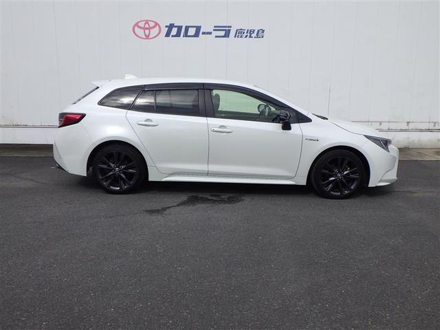 カローラツーリング ハイブリッド　ダブルバイビー　追突軽減ブレーキ　バックモニタ　横滑防止　スマキー　ＬＥＤライト　デュアルエアバッグ　エアコン　オートクルーズ　サイドエアバッグ　ＥＴＣ付　ナビ　ＰＳ　キーフリー　ＡＢＳ　エアバック　メモリ－ナビ（16枚目）