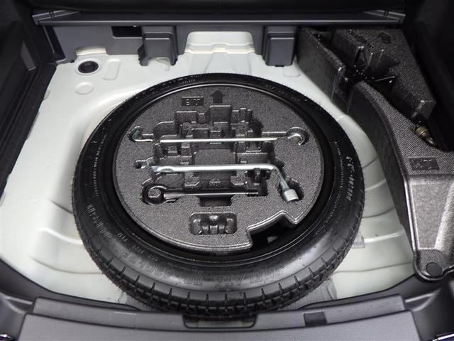 カローラツーリング ハイブリッド　ダブルバイビー　追突軽減ブレーキ　バックモニタ　横滑防止　スマキー　ＬＥＤライト　デュアルエアバッグ　エアコン　オートクルーズ　サイドエアバッグ　ＥＴＣ付　ナビ　ＰＳ　キーフリー　ＡＢＳ　エアバック　メモリ－ナビ（38枚目）