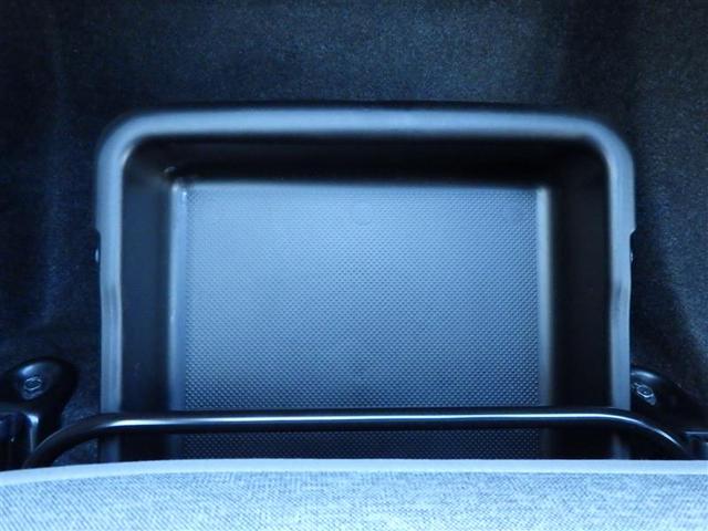 すぐ乗れる中古車も当店はラインナップ！！全車１年距離無制限保証付き！まるまるクリンで内外装キレイ！マイカーローンは最短１５分で審査可能！お車のことならまず当店にご相談ください！