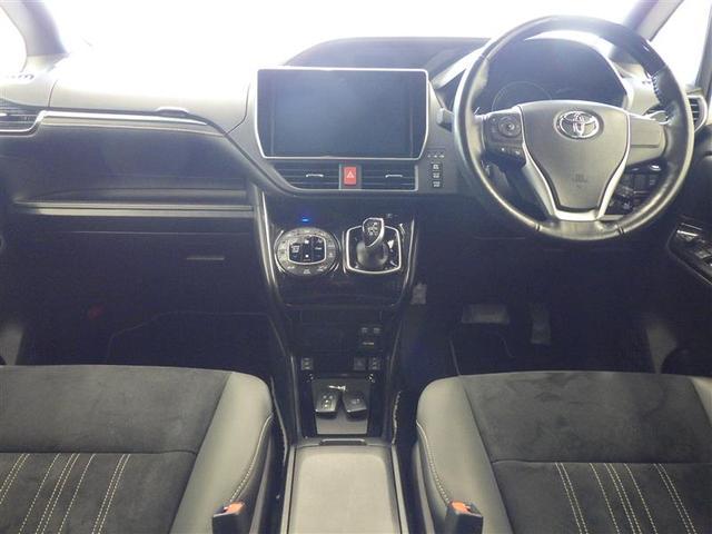 エスクァイア ハイブリッドＧｉ　プレミアムパッケージ　地上デジタル　衝突被害軽減　ＬＥＤライト　１オナ　Ｂカメラ　クルコン　スマートキー　メモリナビ　ナビ＆ＴＶ　ＡＣ１００Ｖ　キーレス　盗難防止装置　ＤＶＤ再生　ＡＢＳ　３列シート　ＥＴＣ　アルミ（4枚目）