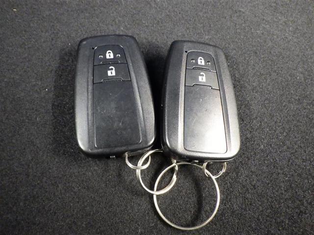 カローラスポーツ ハイブリッドG Z サイドエアバック 前後誤発進抑制 盗難防止 スマートキーシステム Bモニ オートクルーズ LEDライト 1オーナー車 エアバック オートエアコン 地デジ エアロ付 ナビTV AW デュアルエアバッグ(40枚目)