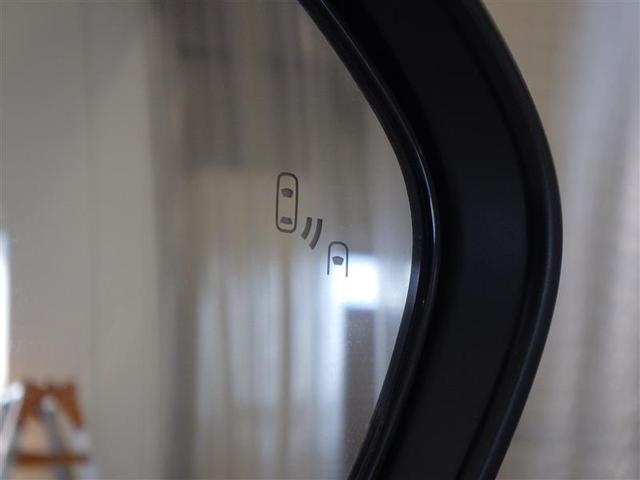 ヤリス ハイブリッドＺ　ＰＣＳ　整備記録簿　Ｂカメラ　ドラレコ付　ナビ付　ＬＥＤランプ　スマキー　ＥＴＣ付き　メディアプレイヤー接続　ＶＳＣ　パワステ　クルコン　カーテンエアバック　キーフリー　ＡＢＳ　イモビ　エアコン（9枚目）