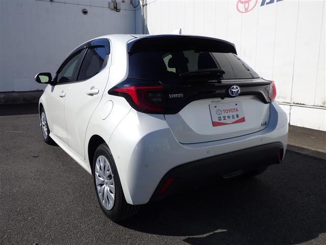 ヤリス ハイブリッドＺ　ＰＣＳ　整備記録簿　Ｂカメラ　ドラレコ付　ナビ付　ＬＥＤランプ　スマキー　ＥＴＣ付き　メディアプレイヤー接続　ＶＳＣ　パワステ　クルコン　カーテンエアバック　キーフリー　ＡＢＳ　イモビ　エアコン（15枚目）