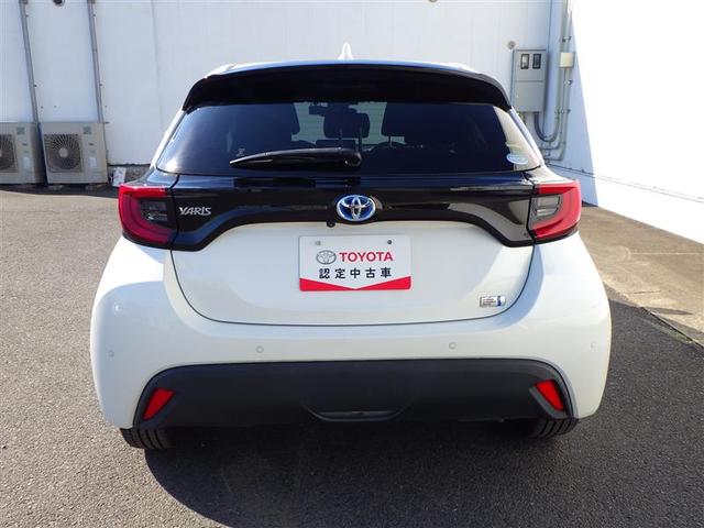 ヤリス ハイブリッドＺ　ＰＣＳ　整備記録簿　Ｂカメラ　ドラレコ付　ナビ付　ＬＥＤランプ　スマキー　ＥＴＣ付き　メディアプレイヤー接続　ＶＳＣ　パワステ　クルコン　カーテンエアバック　キーフリー　ＡＢＳ　イモビ　エアコン（16枚目）