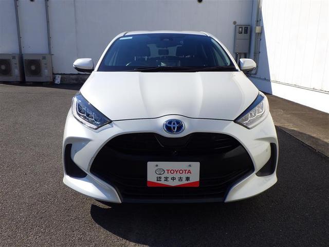 ヤリス ハイブリッドＺ　ＰＣＳ　整備記録簿　Ｂカメラ　ドラレコ付　ナビ付　ＬＥＤランプ　スマキー　ＥＴＣ付き　メディアプレイヤー接続　ＶＳＣ　パワステ　クルコン　カーテンエアバック　キーフリー　ＡＢＳ　イモビ　エアコン（20枚目）